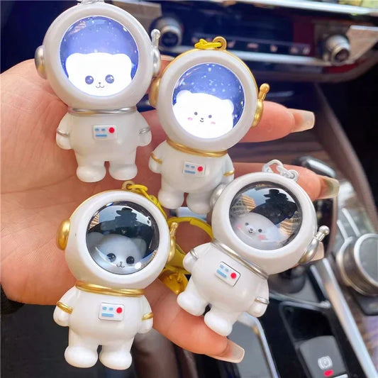 Starry Night Light Astronaut Keychain – Light-Up Bear Pendant Gift