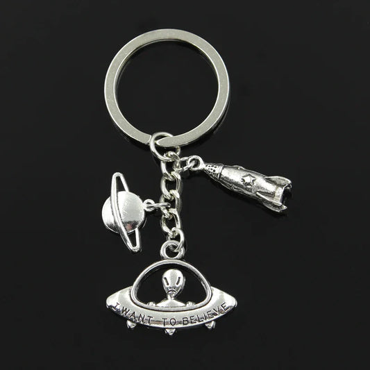 Silver Rocket & UFO Keychain – 30mm Fashion Space-Themed Pendant